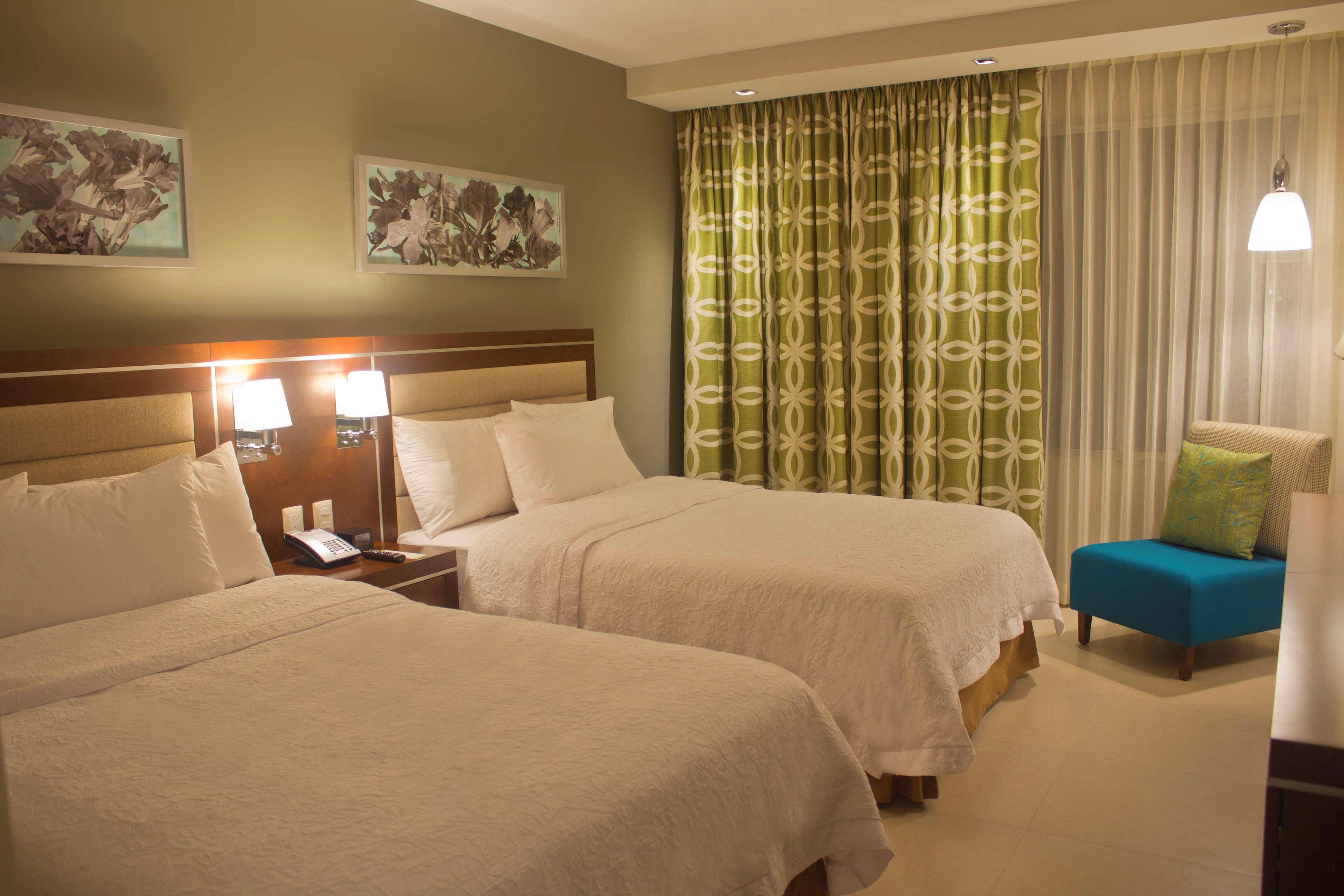 Hampton Inn By Hilton Mérida Kültér fotó
